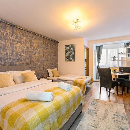 Luxury Studios - Soarelui 10 Braşov Exteriör bild