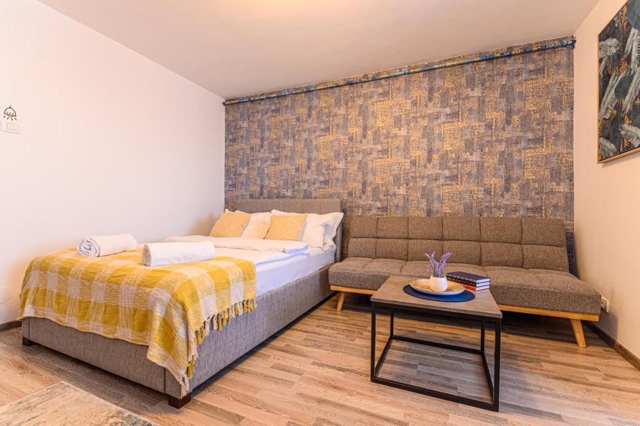 Luxury Studios - Soarelui 10 Braşov Exteriör bild