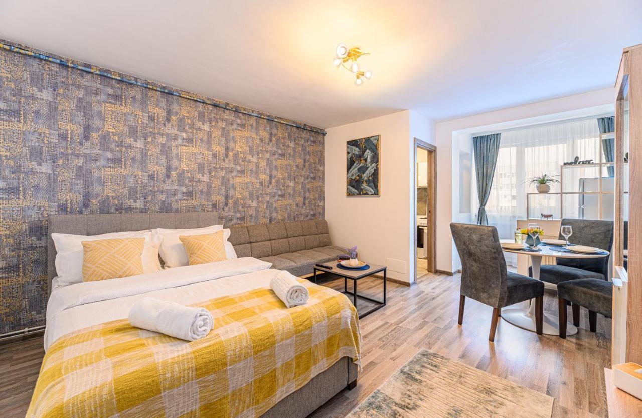 Luxury Studios - Soarelui 10 Braşov Exteriör bild